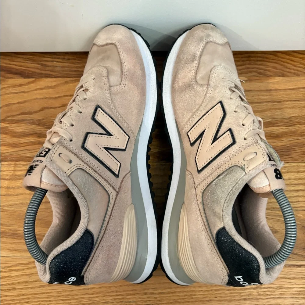 New Balance 574 Rose Water/Rain‎ Cloud Lace Up Sneakers Size 9 US